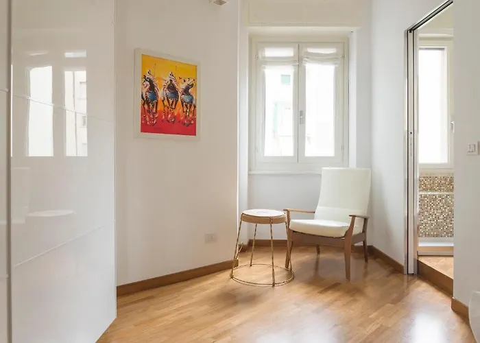 Cosmopolitan Home, 2 Bedrooms, 2 Bth, 5 Guests Apartmán Milán