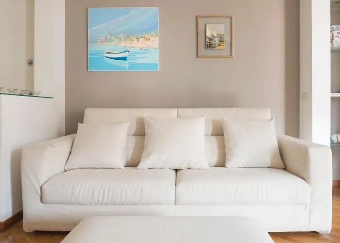 Apartmán Cosmopolitan Home, 2 Bedrooms, 2 Bth, 5 Guests *