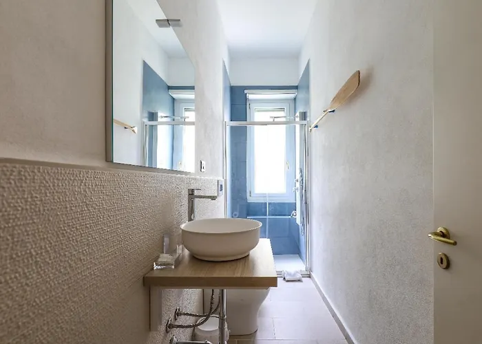 Grande In Zona Navigli Milano