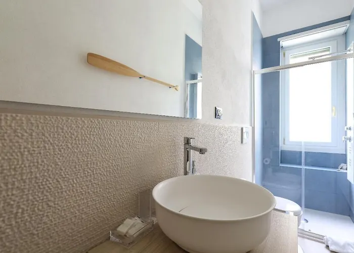 Grande In Zona Navigli Milano