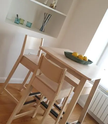 Castaldi 18 - A Portata Di Mano