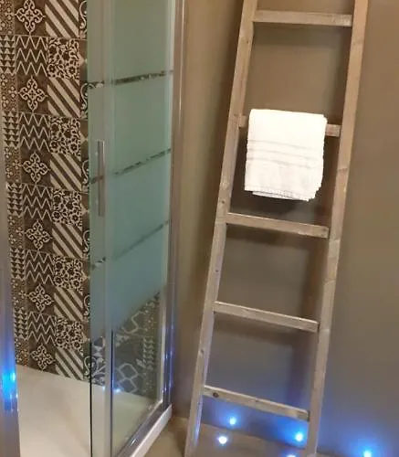 Castaldi 18 - A Portata Di Mano * Milán