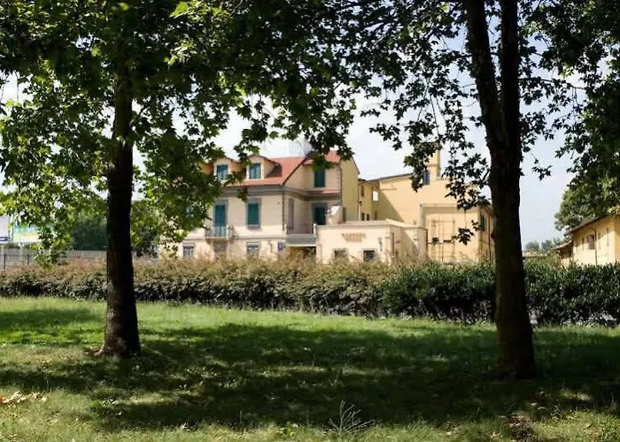 Cascina Gobba Hotel 3*