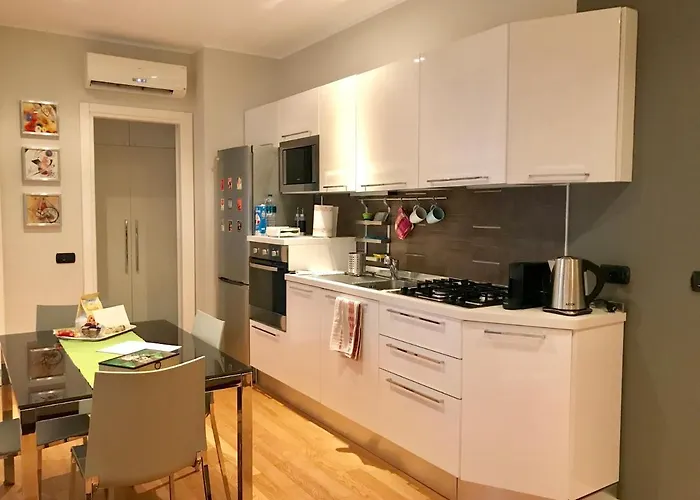 Delizioso Bilocale In Bocconi - Porta Romana Apartmán *