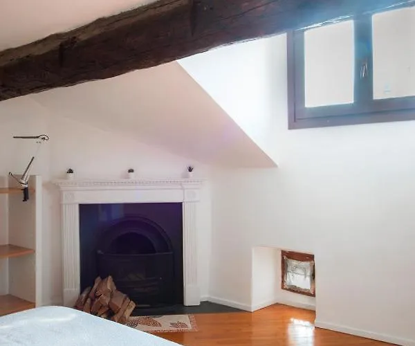 Apartament La Mansarda Sui Navigli *