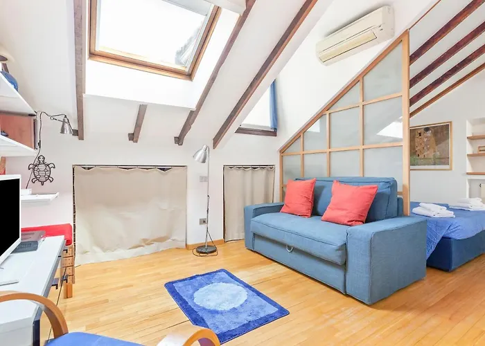 Apartment Guesthost - Piazza Risorgimento Cosy