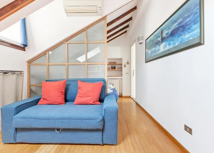 Guesthost - Piazza Risorgimento Cosy Apartment *