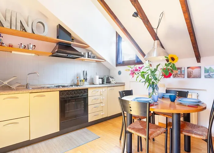 Lägenhet Guesthost - Piazza Risorgimento Cosy Milano