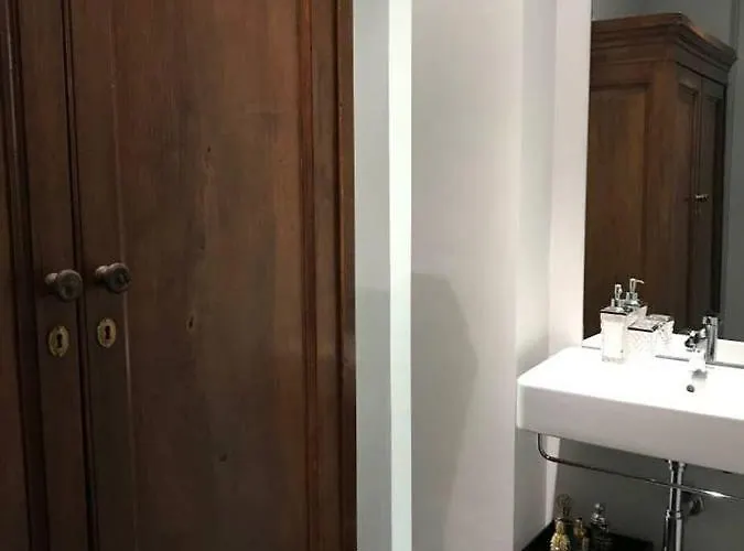 A Casa Di... * Milão