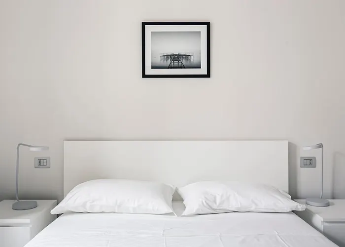 Hostmate -milano - Via Freguglia - Guastalla *