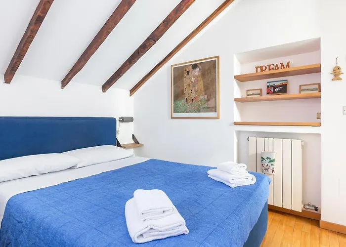 Guesthost - Piazza Risorgimento Cosy Milan