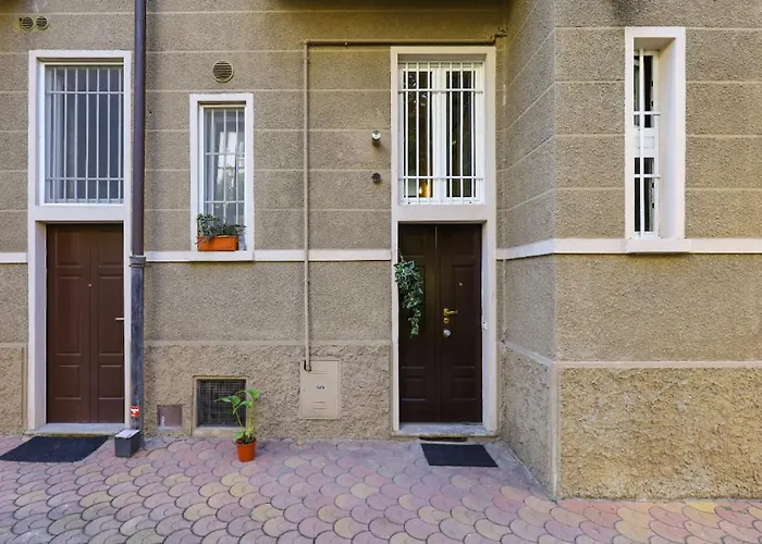 Paki Nel Cuore Dei Navigli Di