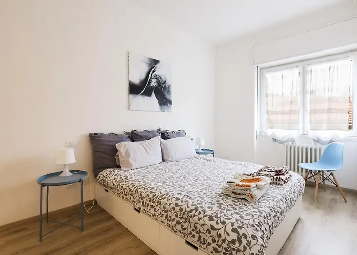 34 Via Giulio Carcano *