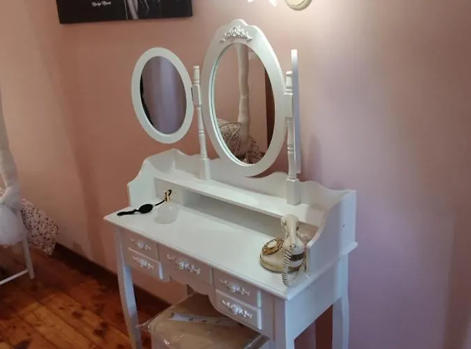 Sheila's In Affori Mm3 דירה