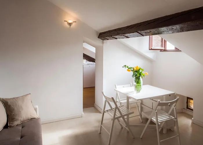 Apartament La Mansarda Sui Navigli *