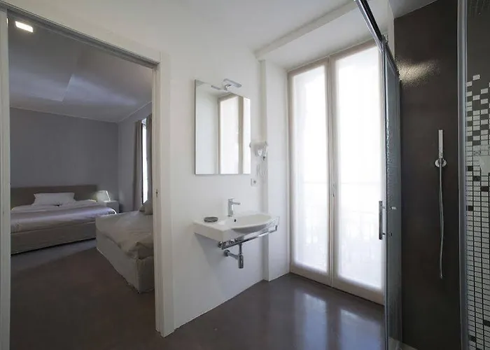 Ξενοδοχείο Villino 2*