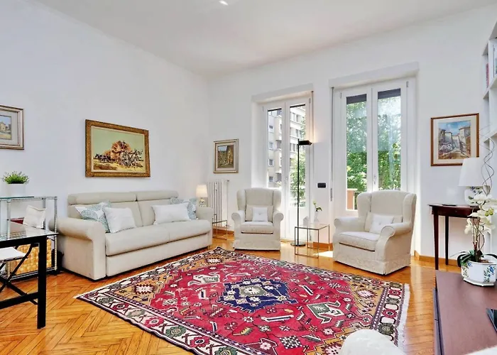 Joivy Fabulous 1-bedroom Flat With Terrace Next To Park شقة ميلان