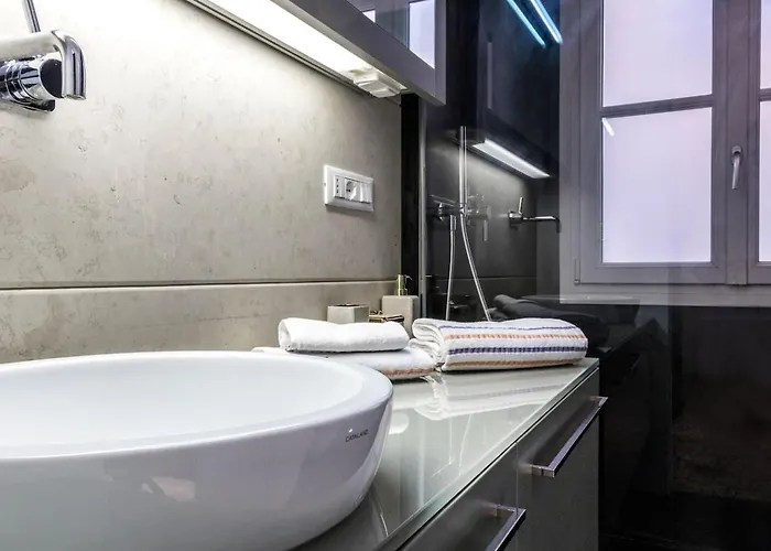 Apartment Joivy Superb 1bed In Brera