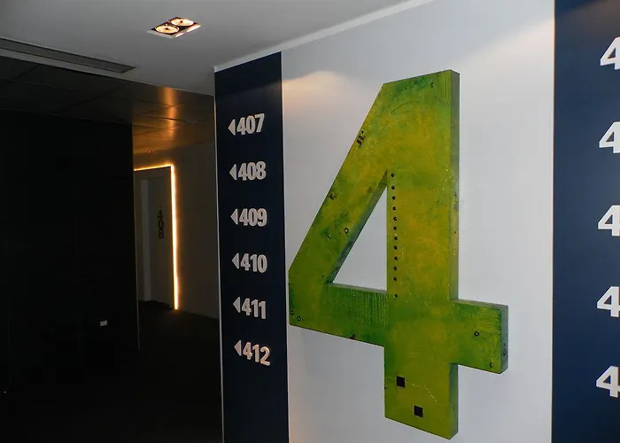 Smart Hotel 4*