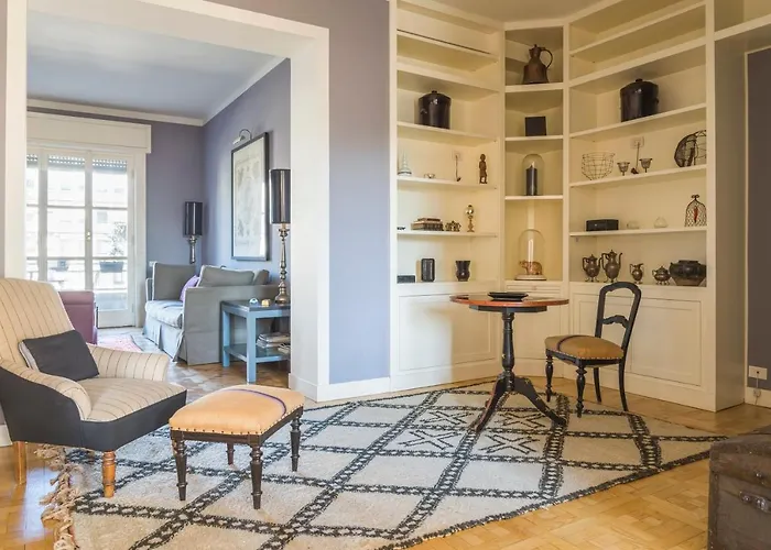 Charming Apartment, A Unique Home, 2 Bedrooms ميلان