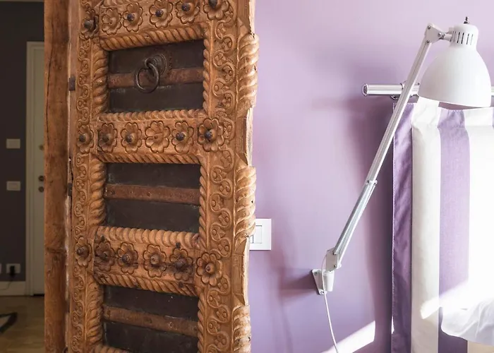 Charming Apartment, A Unique Home, 2 Bedrooms *