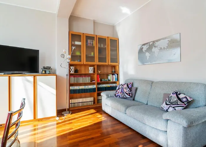 Likehome - Via Coni Zugna * ميلان