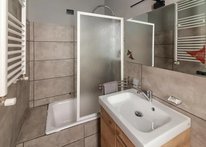 La Del Teatro * Milano