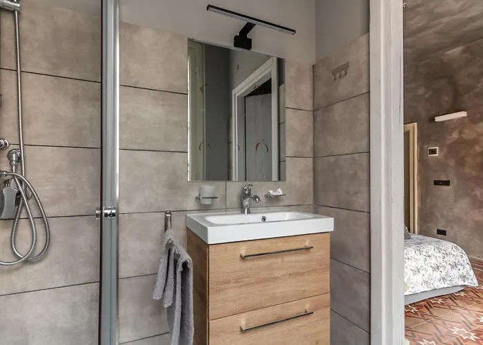 La Del Teatro * Milano