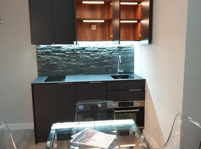 Jewel Vista Duomo 100m Milan