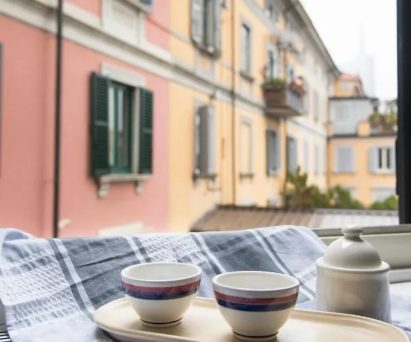 Brera District 2 Bedrooms -youhosty