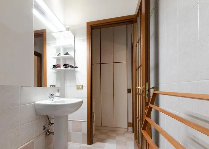 Cozy Flat - Porta Romana - Duomo Апартаменты