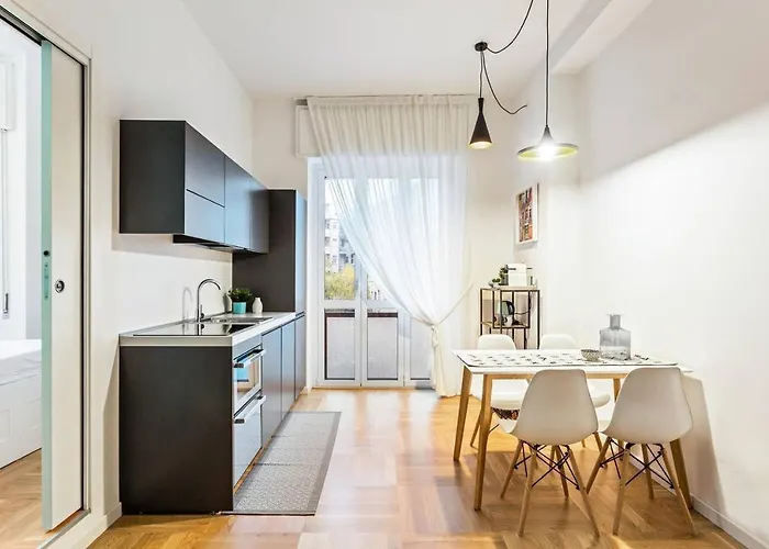 Easylife - - D'annunzio 25i - Navigli *