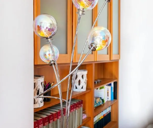 Likehome - Via Coni Zugna *