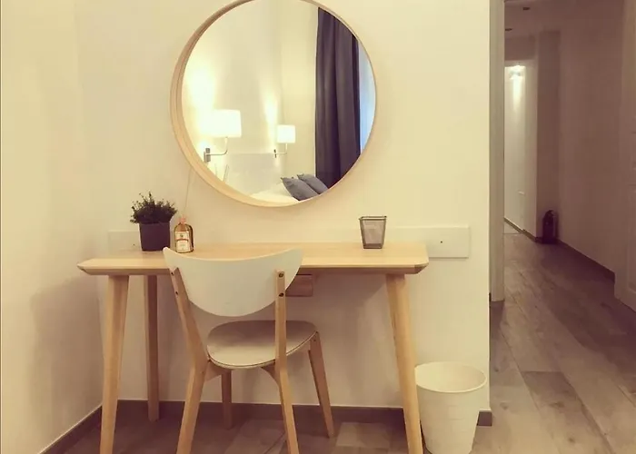 Lovely - Brand New Stylish In Navigli Area Apartment