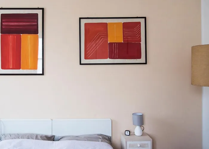 Brera District 2 Bedrooms -youhosty Mediolan