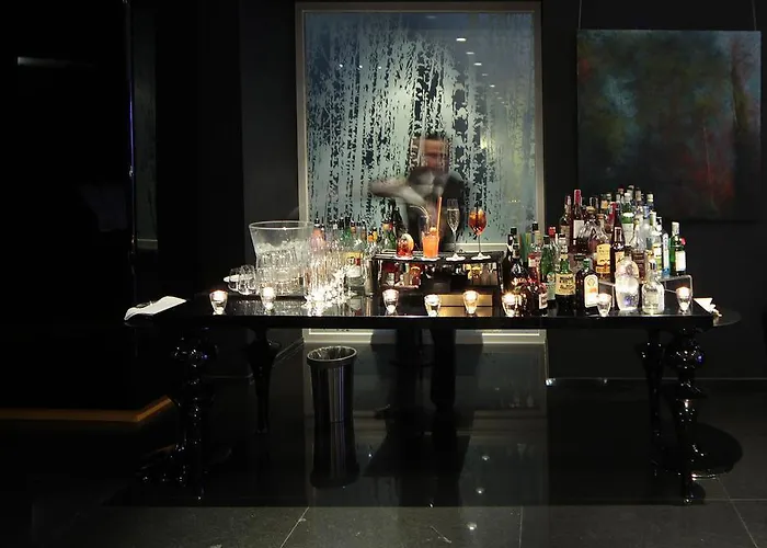 Palazzo Matteotti, The Dedica Anthology, Autograph Collection 밀라노