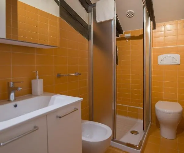 Hotell La Cordata - San Vittore 49