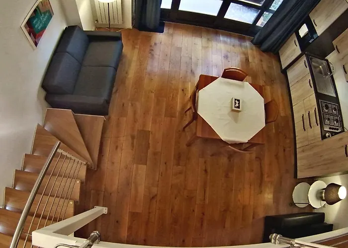 La Maison Del Capestrano Daire Milano