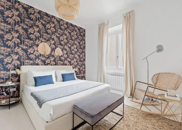 Easylife - - Lecco 18 S - Porta Venezia * Milano