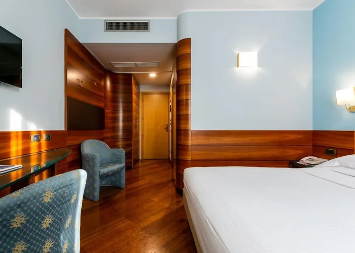 Mirage Sure Collection By Western Отель