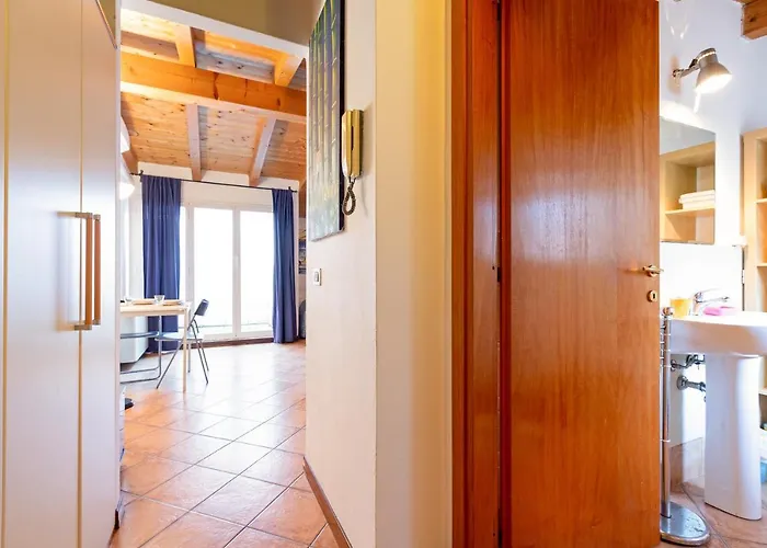 Cosy Corso Lodi & Porta Romana M3 Mediolan