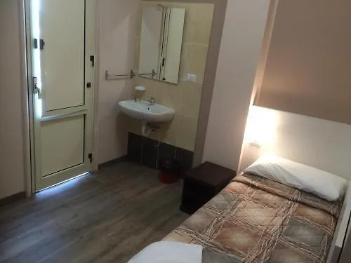 Kennedy Отель Милан