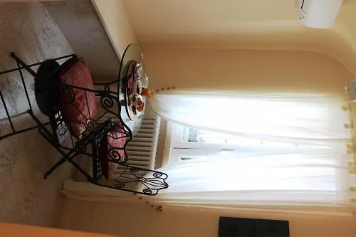 托尔托纳阿巴拉卡达布拉酒店 住宿加早餐酒店