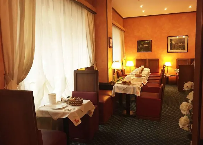 فندق أكورزيو