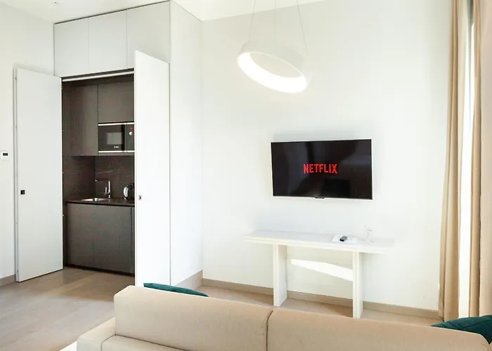 Easyhomes-duomo & ミラノ