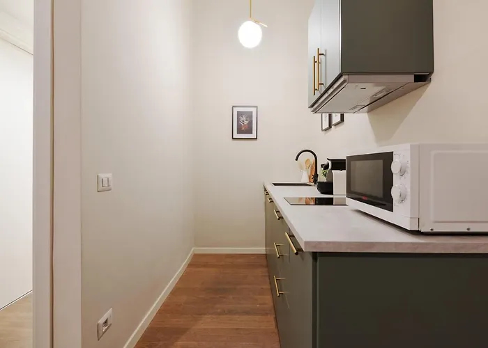 Easylife - - Emiliani 1 P1 - Porta Romana