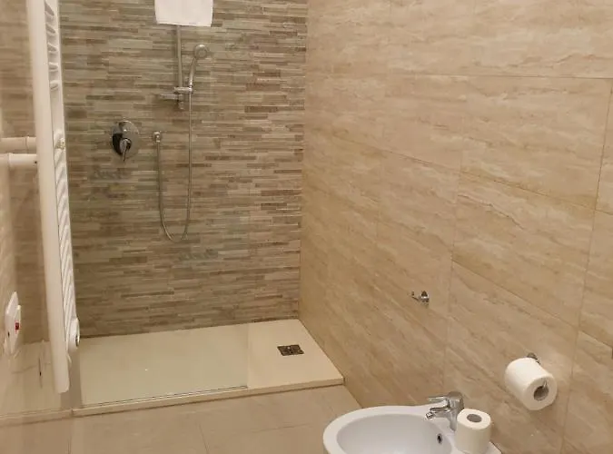 Daire Kibilu - Viale Bligny - Porta Romana - Universita Bocconi *