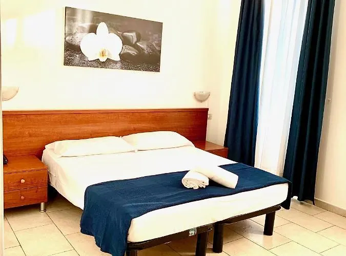 Alessander Hotell