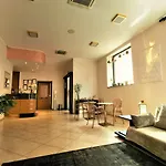 Venini Hotel 3*