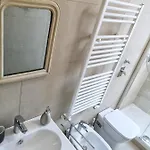 Laura's Bed & Breakfast